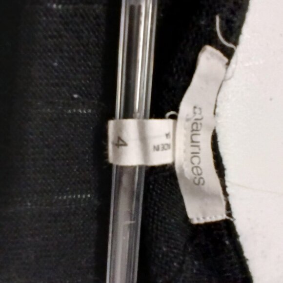 UGC Maurices Black Long Sleeve Lightweight Asymmetric sweater size 4x - Picture 5 of 5